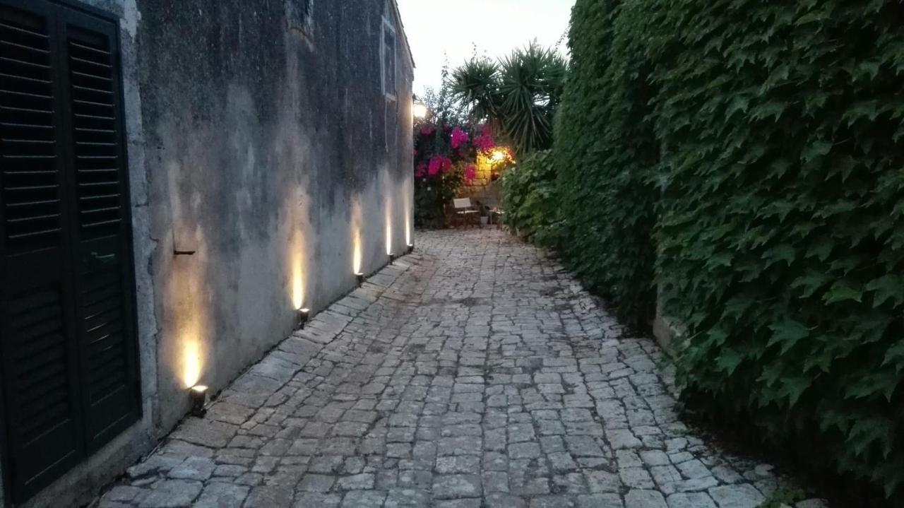 Oasi Di Campagna Hotel Modica Exterior photo
