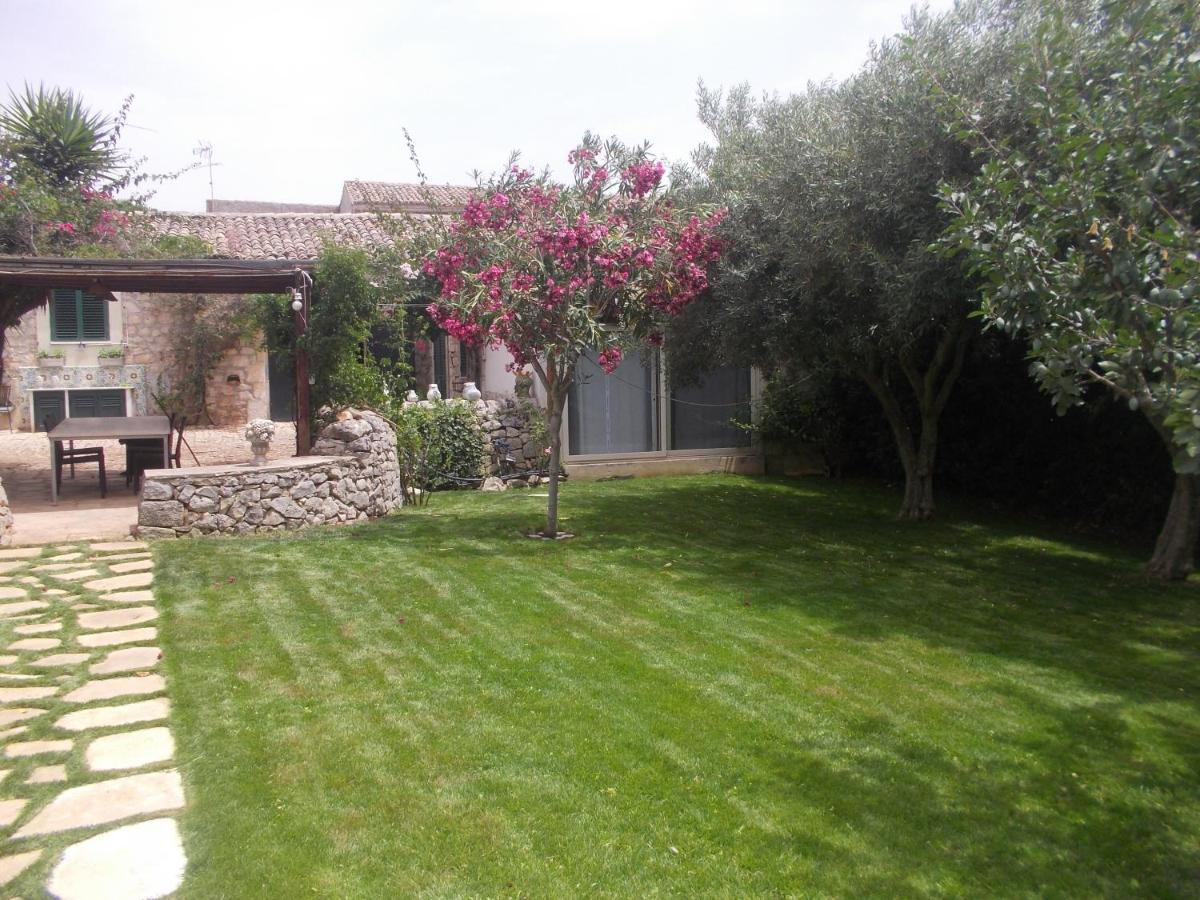 Oasi Di Campagna Hotel Modica Exterior photo
