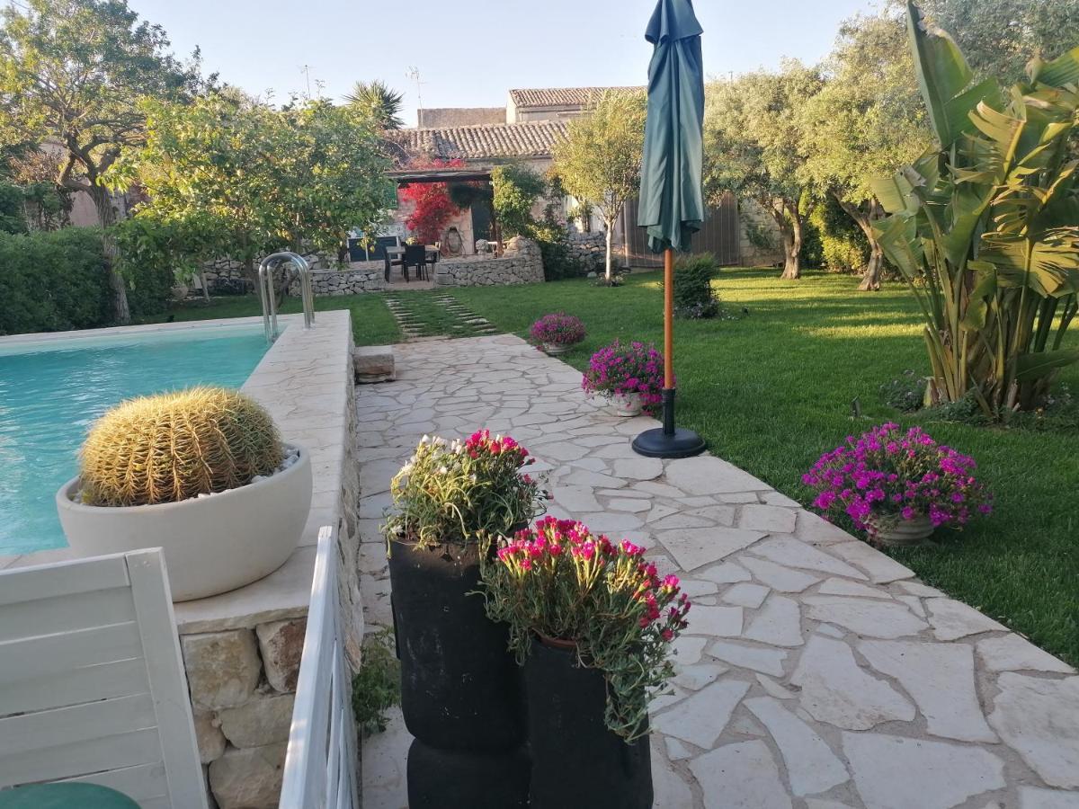 Oasi Di Campagna Hotel Modica Exterior photo